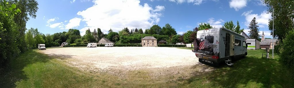 Lovely free village motorhome aire at Saint Denis Les Ponts