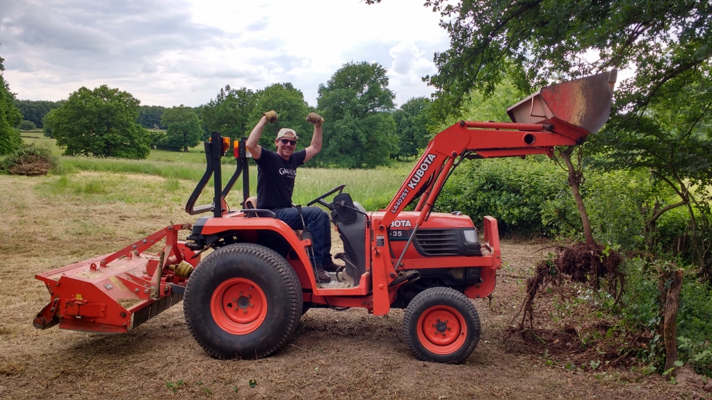 Uggggg! I rip up tree!!! UUUUGGGGGGG!!!
