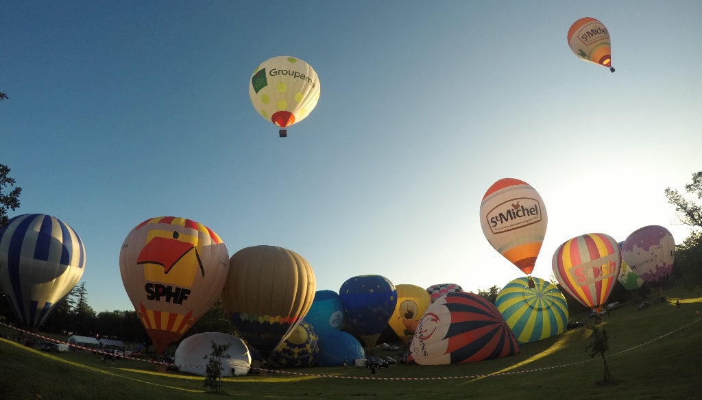 So many balloons, so little space!