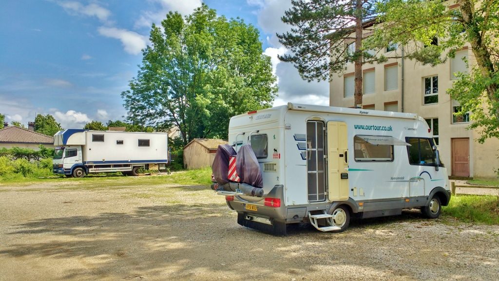 Motorhome parking St Jean en Royans