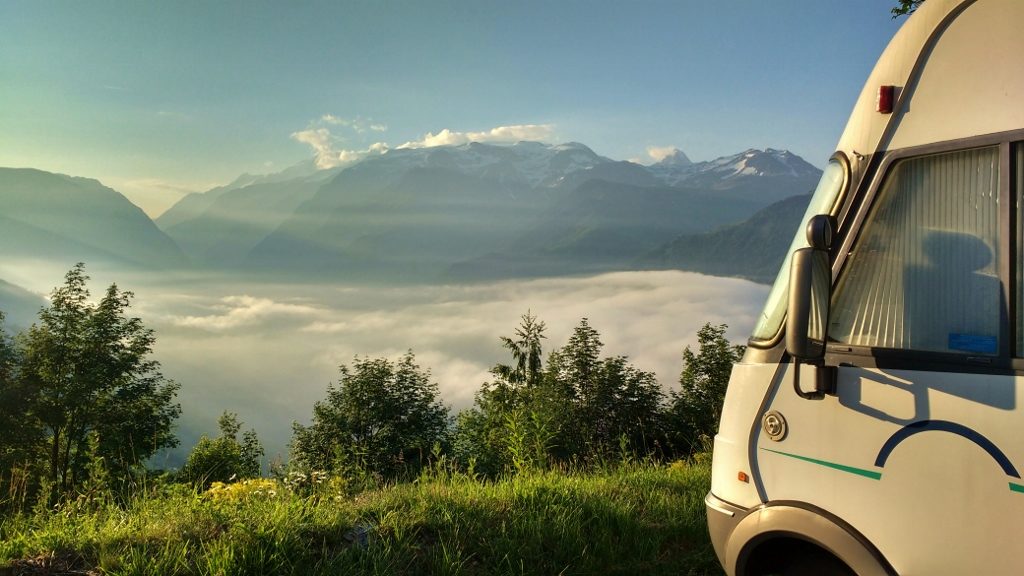 Motorhome aire Auris en Oisans La Station