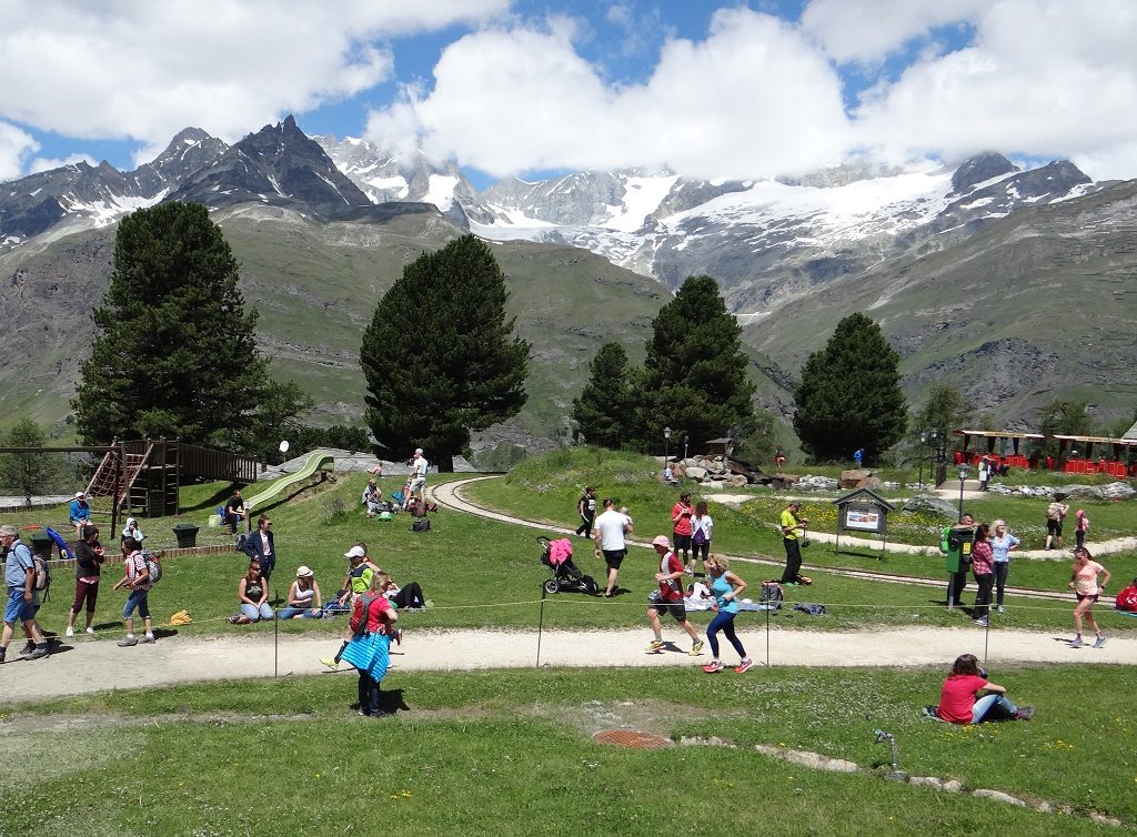 The 'Jules Personal Mountain Trainer' service running alongside me at Riffelalp