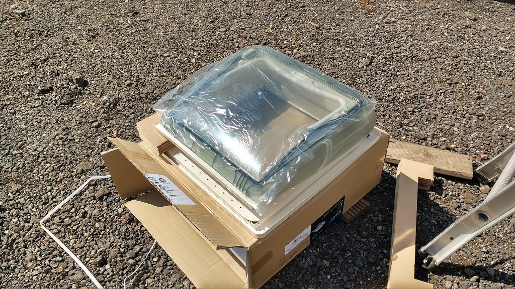 The Seitz Heki Mini Skylight Unpacked