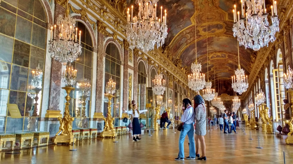 hall of mirrors versailles