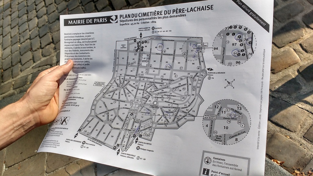 The free Pere Lachaise cemetery map