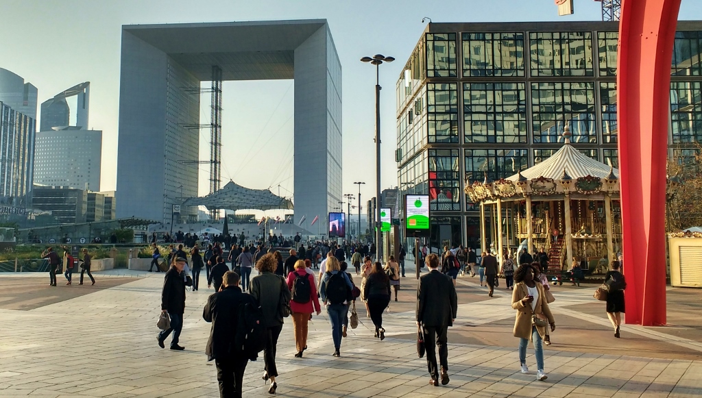 home time at la defense