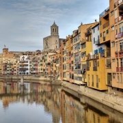 Girona painted houses