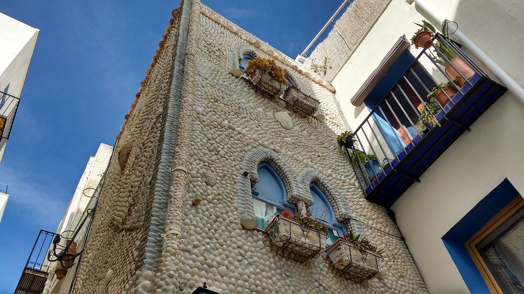 The Casa de Las Conchas (house of shells), Peniscola