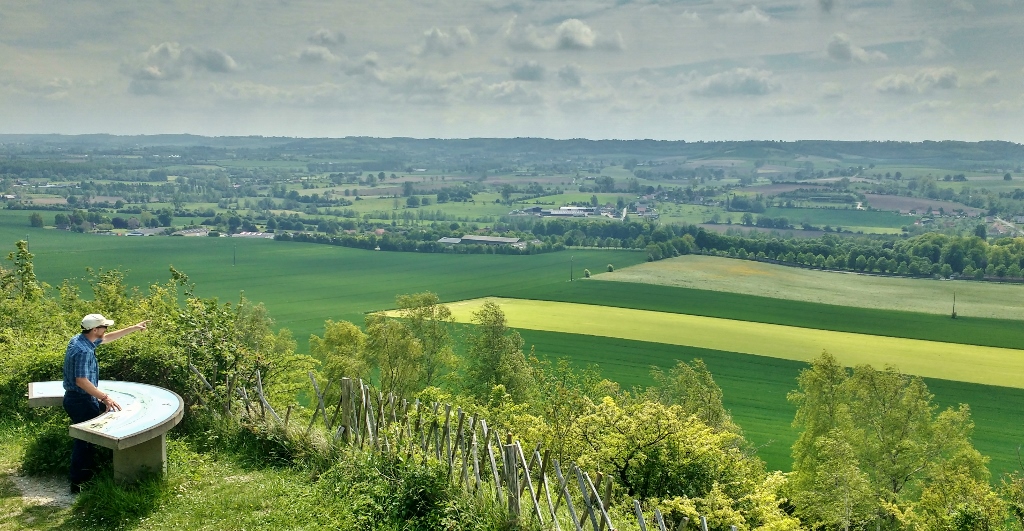 Mesnieres-en-Bray viewpoint