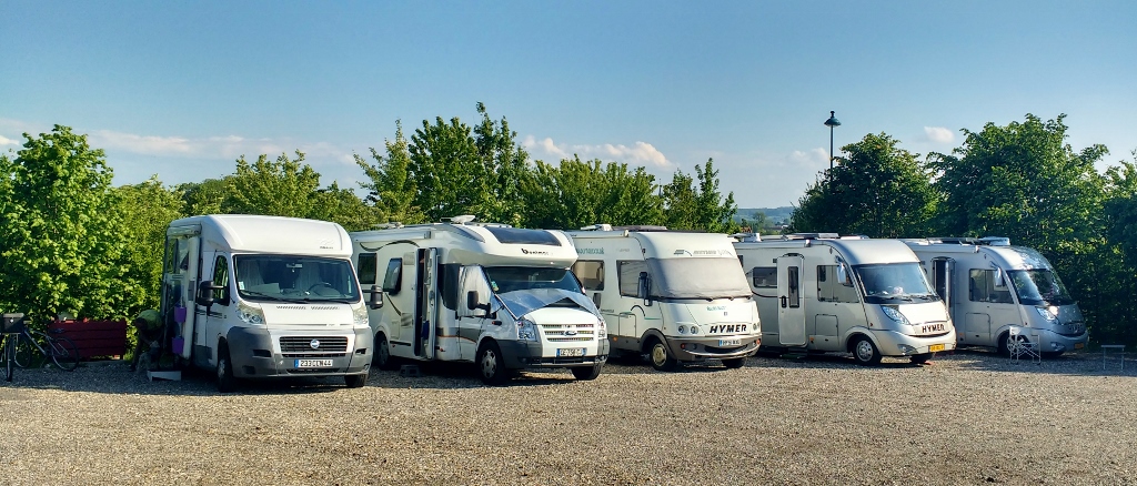motorhome aire Mesnieres-en-Bray