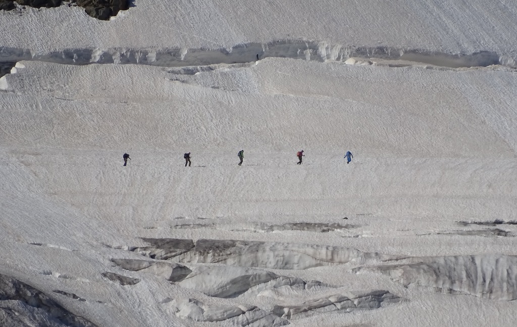 Hikers walking to the Tierberglihütte in Switzerland