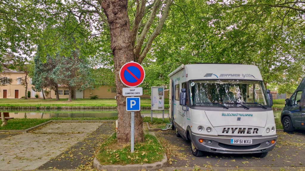 free motorhome aire in Mehun-sur-Yevre, France