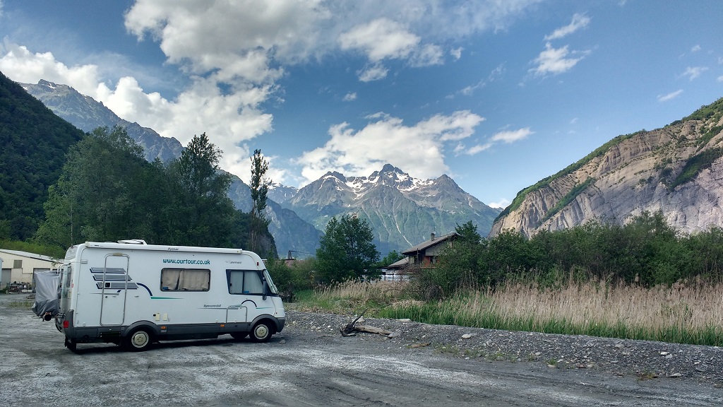 Motorhome free camping in the winter de-snow chaining area on the edge of Le Bourg d'Oisans