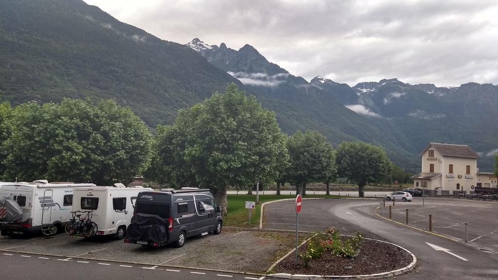 The free motorhome aire at La Chambre, at the base of the Col de la Madeleine