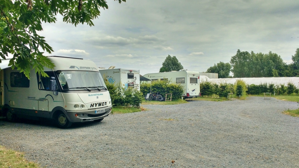 snail farm motorhome aire france
