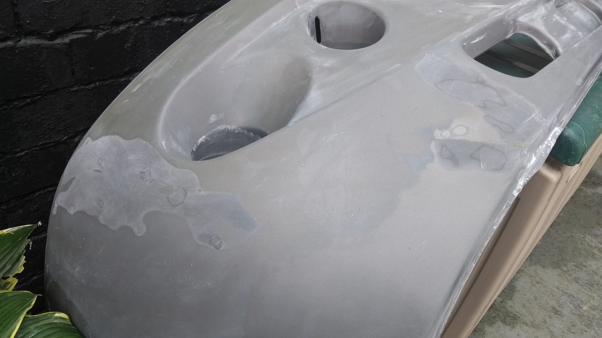 Filled and sanded cracks in he Hymer B544 motorhome bumper