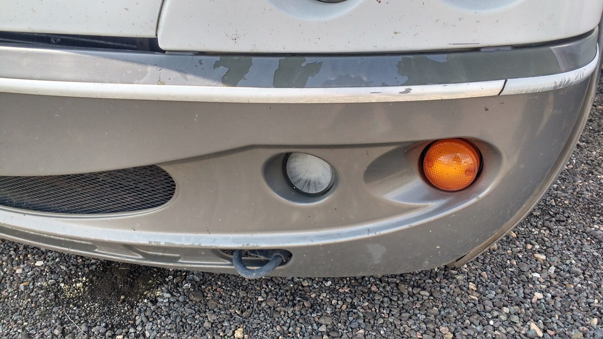 Paint and Lacquer Flaking from the Front Bumper of Our Hymer Motorhome
