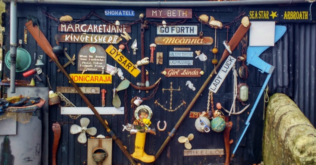 Dysart harbour signs