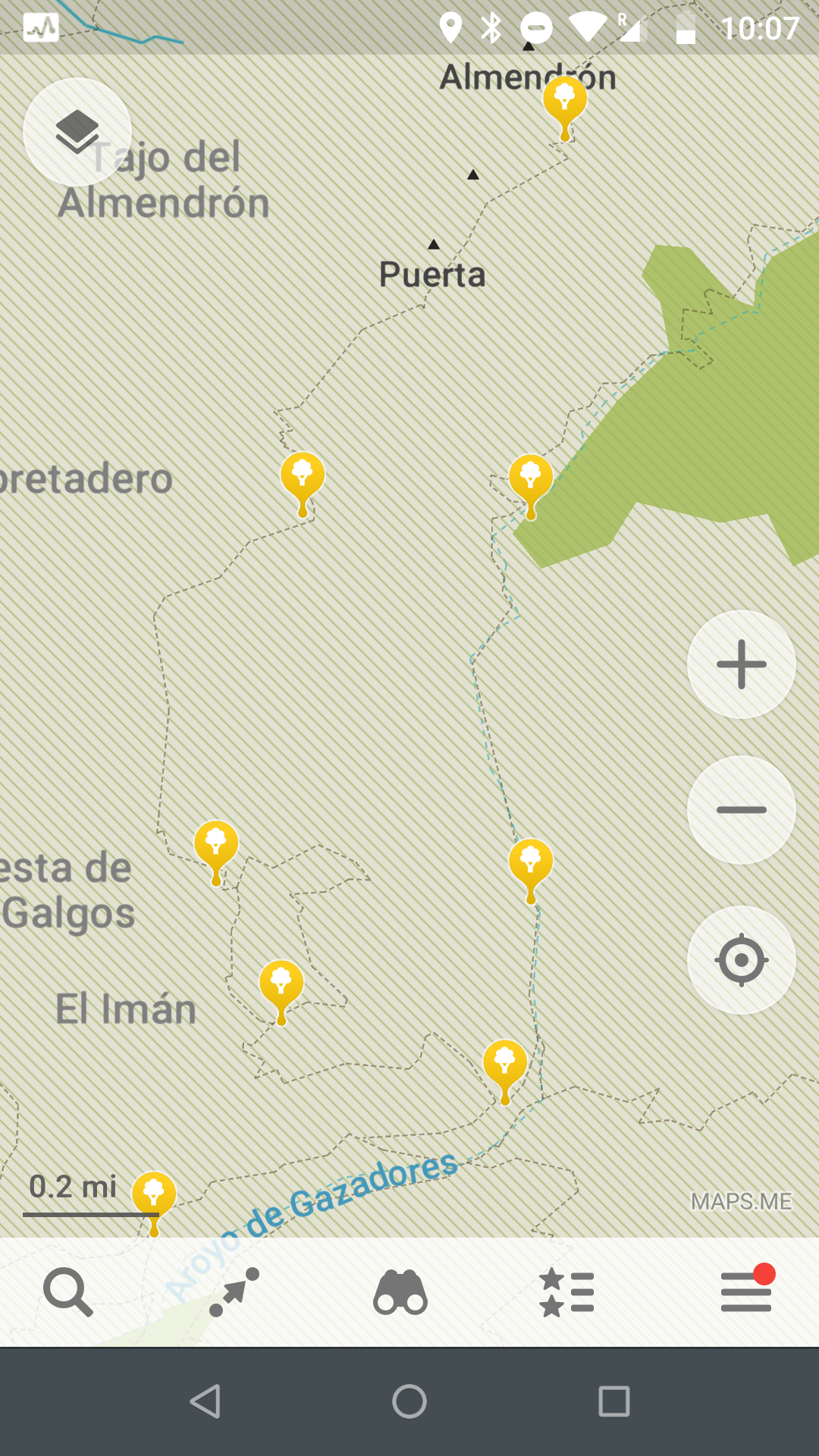 The maps.me app with bookmarks manually added to the trail