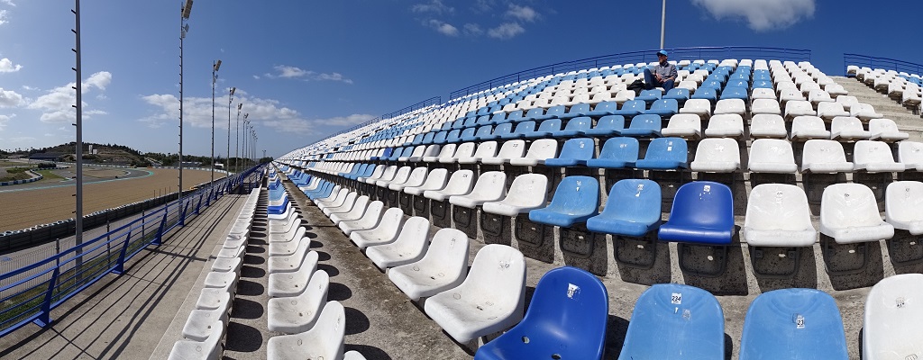 The circuito de Jerez stands to ourselves!
