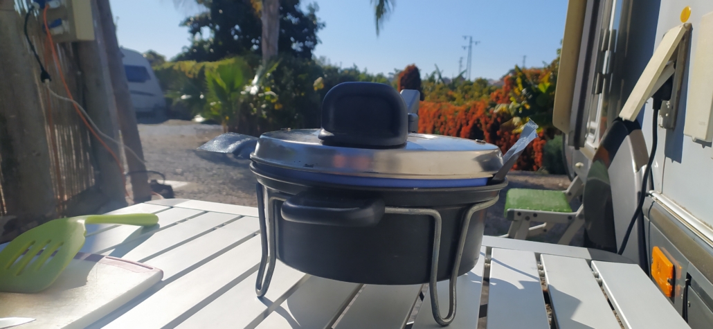 Baking sweet stuffed peppers in our Remoska 