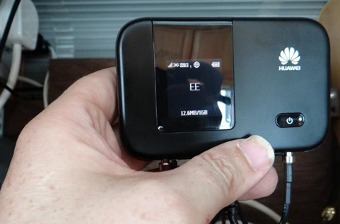 Mifi internet device