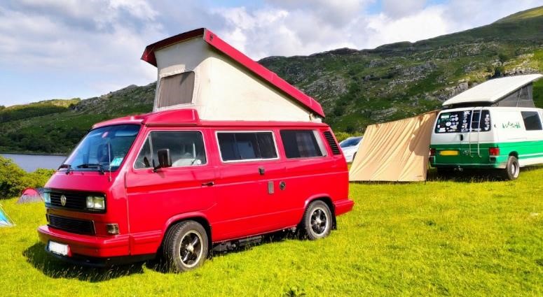 Pop-top VW campervans in Snowdonia