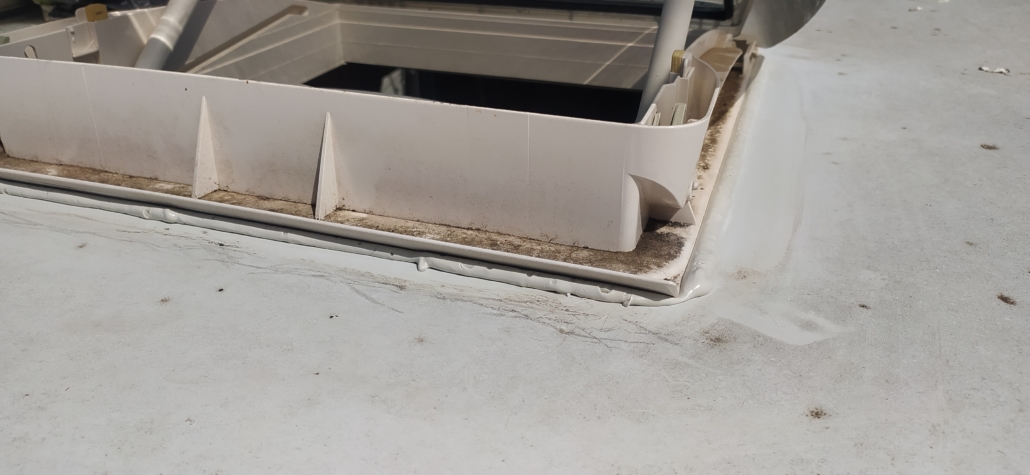 Heki motorhome caravan skylight Seamseal CV mastic