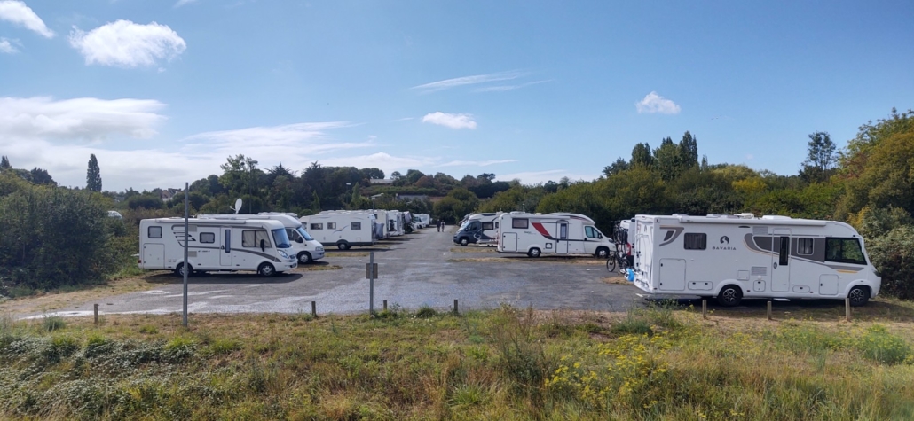 motorhome aire at Saint-Jacut-de-la-Mer