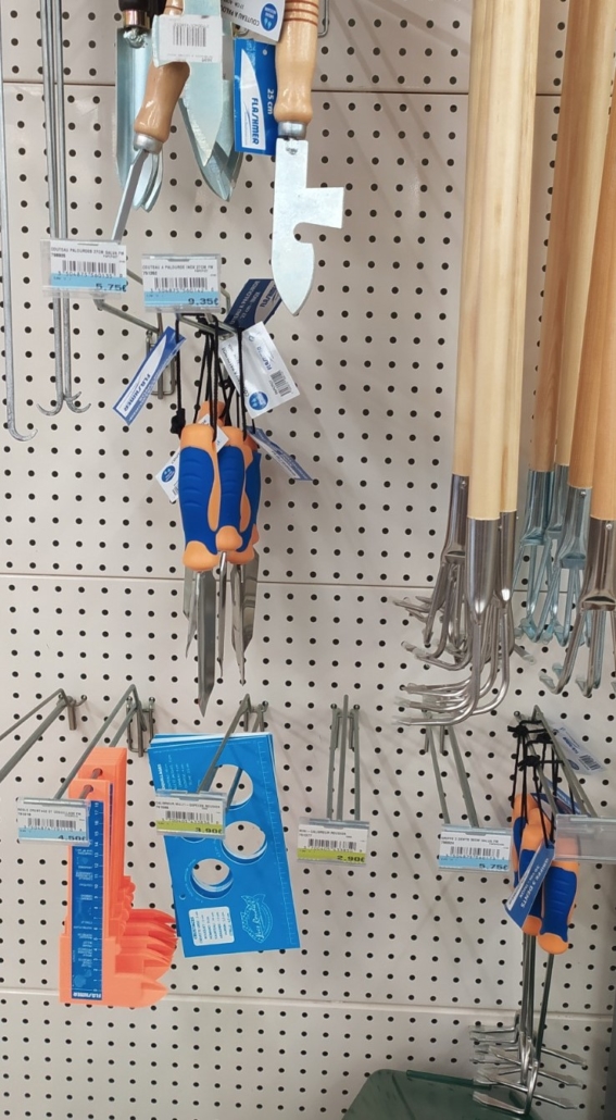 Seafood foraging equipment in France