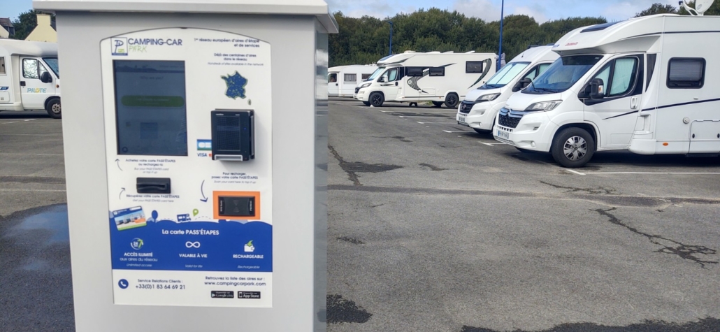 Our first Pass'Etapes Camping-Car Park Aire (you can pre-book these, unlike most aires)