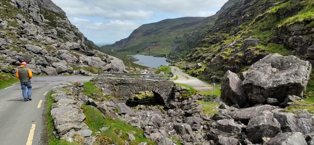 Small stone bridge gap of dunloe
