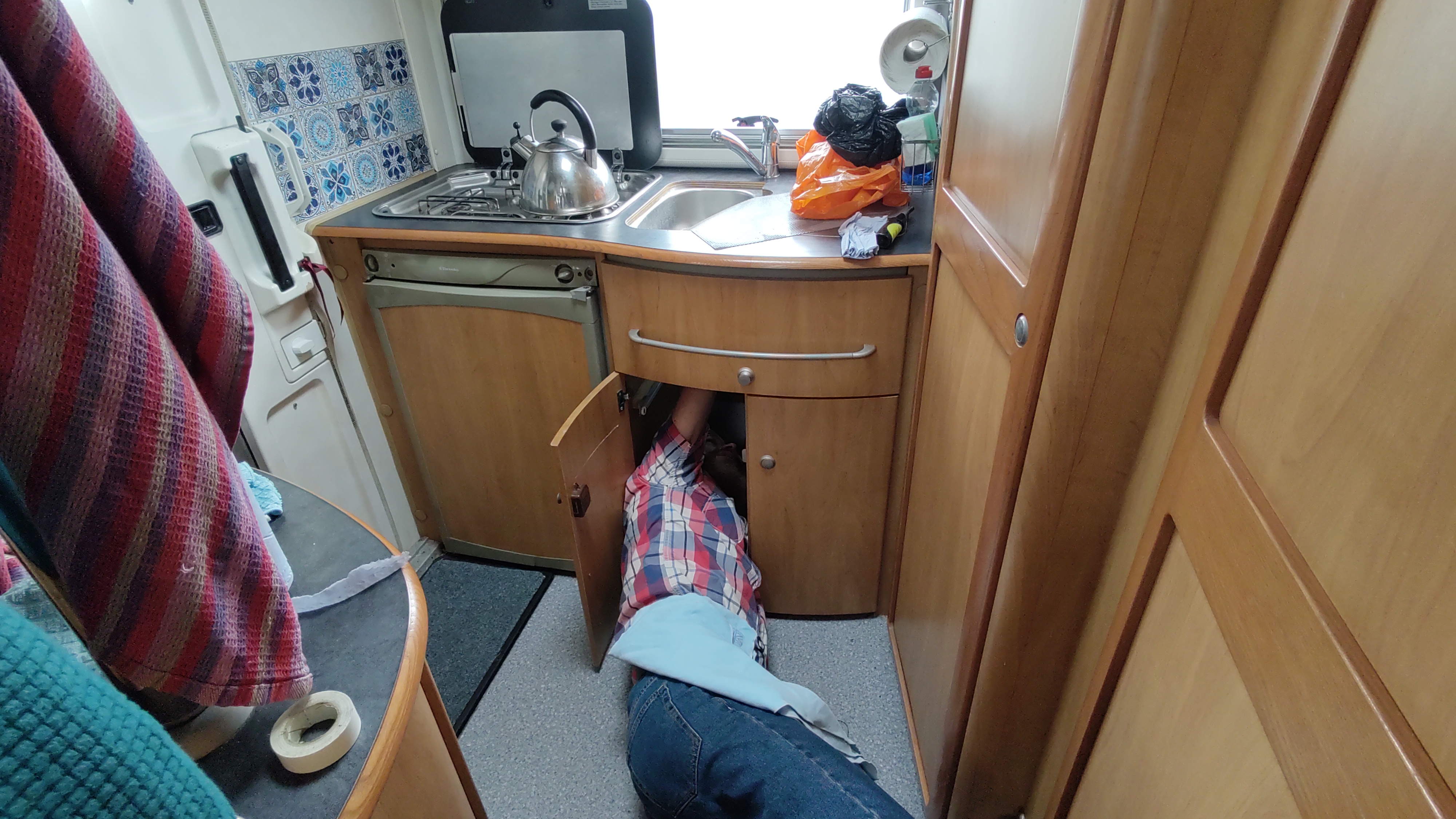 Man launches himself into the innards of his motorhome